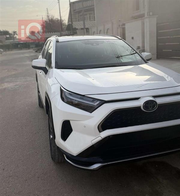 Toyota for sale in Iraq